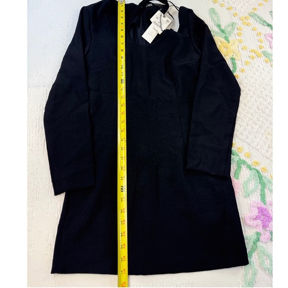 Zara Mini Dress Black Long‎ Sleeve Cut Out Gold Chain Detail Party Cocktail - Picture 3 of 9